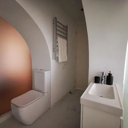 Апартаменты Villa Gabriela Monte Estoril Vista Mar E Natureza 2 *