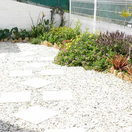 Апартаменты Villa Gabriela Monte Estoril Vista Mar E Natureza 2 Эшторил